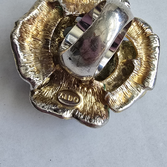 Vintage Green and Blue Crystal Floral Statement Ring Large Aldo - Picture 7 of 10